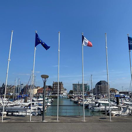 Апартаменты Beau Studio Cosy Calme En Face Du Port Sur Le Quai Дьепп Экстерьер фото